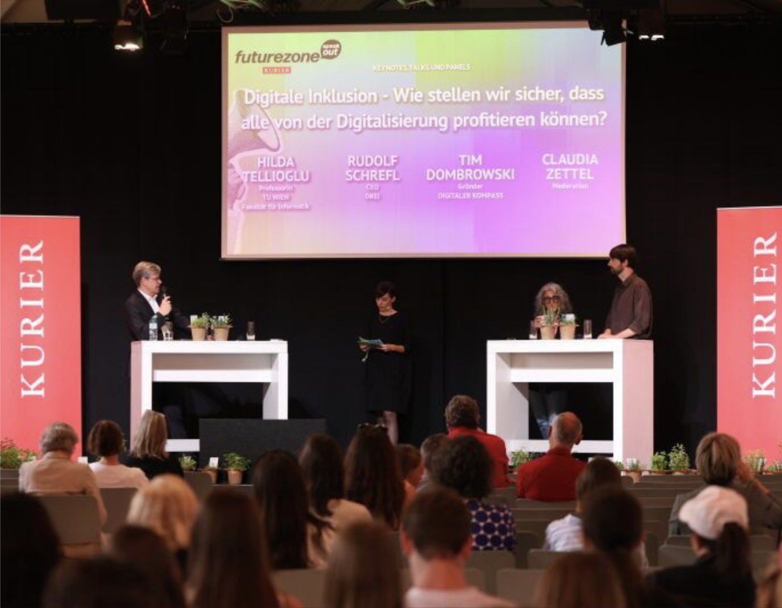 Panel „Digitale Inklusion“ auf der Hauptbühne von SPEAK OUT 2025